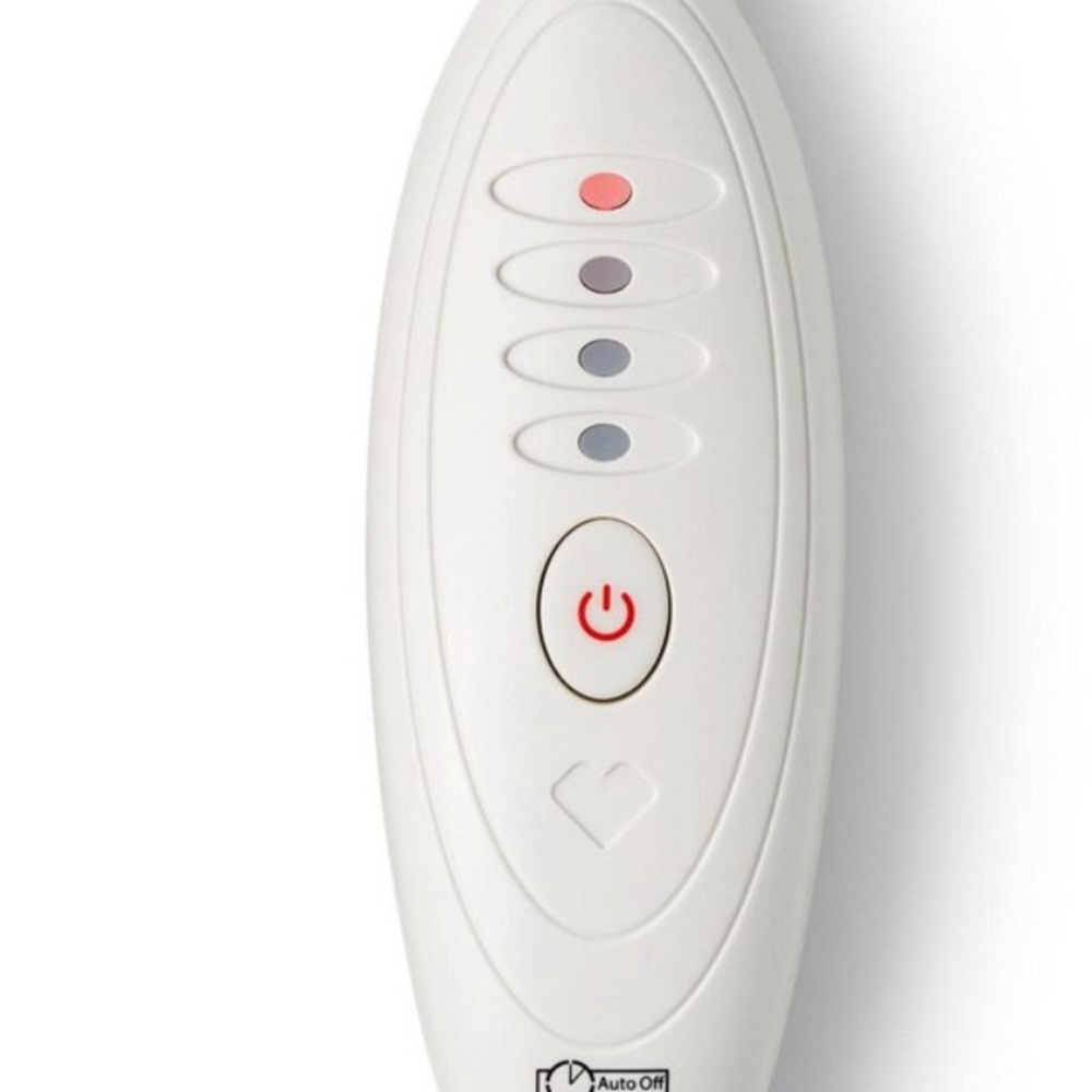 CVS Extra-Long Heating Pad - Picture 3 of 9